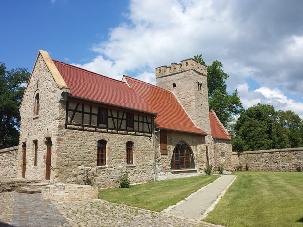 Auf dem Foto ist das Klostergut Mönchpfiffel zu sehen. 

Foto: Klostergut Mönchpfiffel