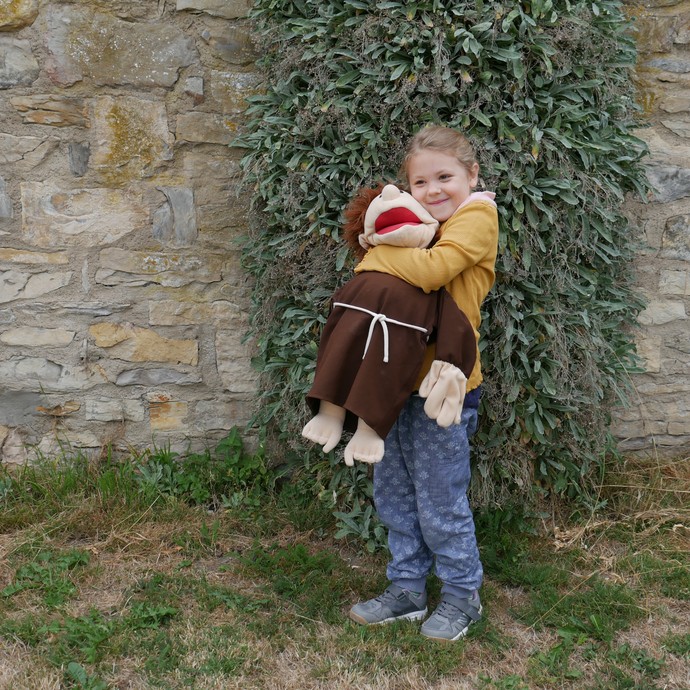 Mädchen mit Mönchsrucksack

Foto: LWL/Pillen (öffnet vergrößerte Bildansicht)