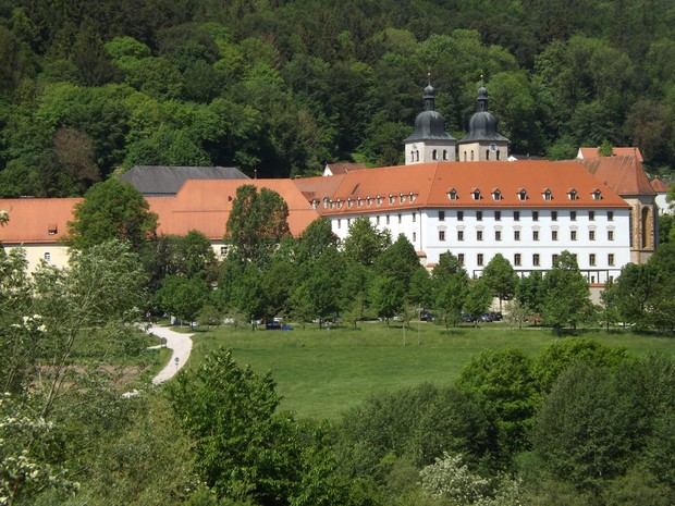 Auf dem Foto ist das Kloster Plankstetten zu sehen.

Foto: Kloster Plankstetten