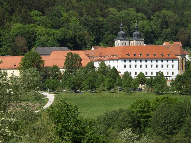 Auf dem Foto ist das Kloster Plankstetten zu sehen.

Foto: Kloster Plankstetten