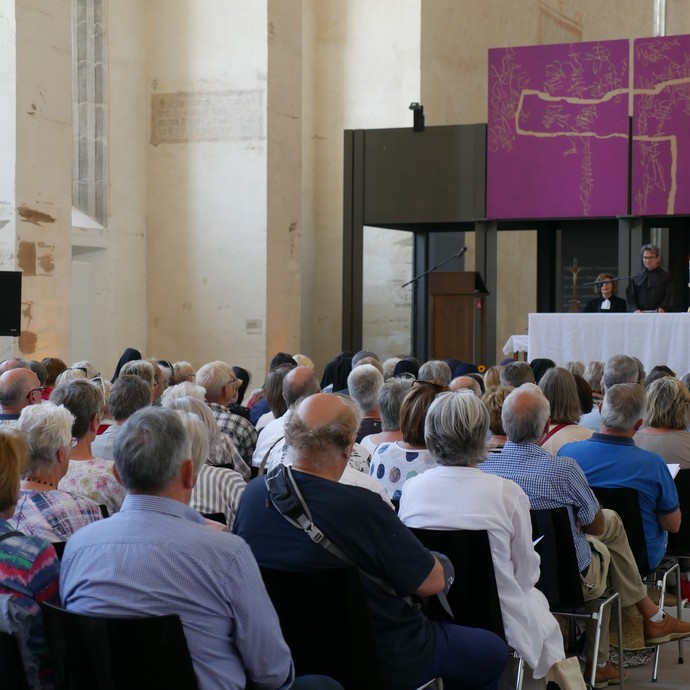 Ökumenischer Gottesdienst in der Klosterkirche

Foto: LWL (öffnet vergrößerte Bildansicht)