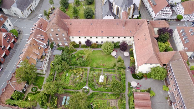 Das Kloster aus der Vogelperspektive

Foto: Kloster Wiedenbrück